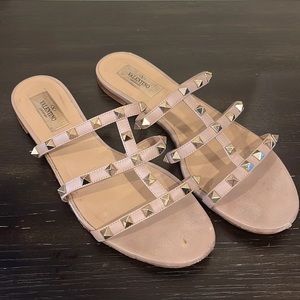 Rockstud slide sandal women’s 39    9